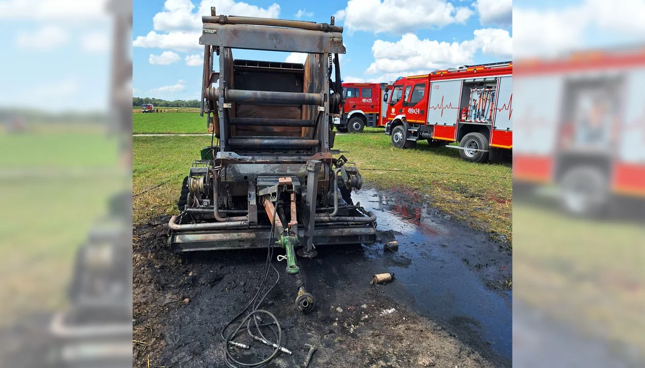 Pożar na polu pod Krotoszynem. Kierowca ciągnika z poparzeniami trafił do szpitala - Zdjęcie główne