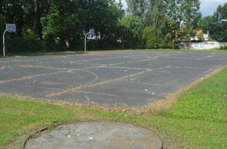 Krotoszyn: Przy "Mięśniaku" powstanie boisko za 1,3 mln zł - Zdjęcie główne