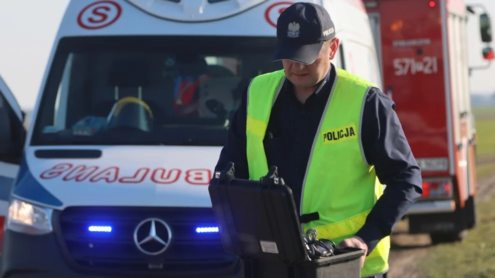 Staniew. Zderzenie samochodu osobowego z motocyklem - Zdjęcie główne