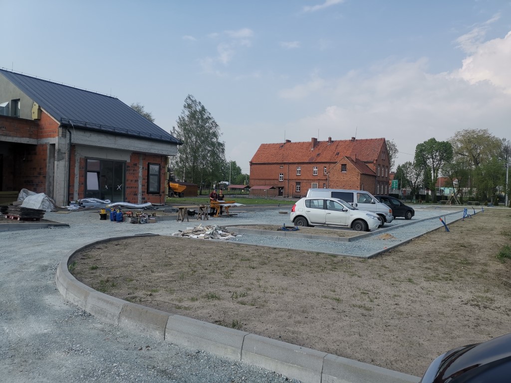 Budowa przedszkola i biblioteki w Smolicach