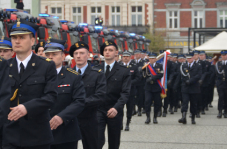 Krotoszyn. Święto strażaka na rynku - Zdjęcie główne