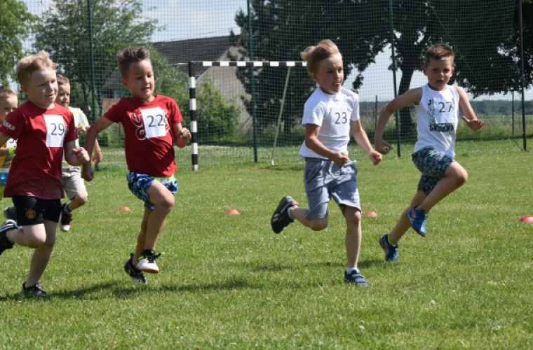 Nowa Wieś: Po raz piąty biegli z sercem i pasją po zdrowie [ZDJĘCIA] - Zdjęcie główne