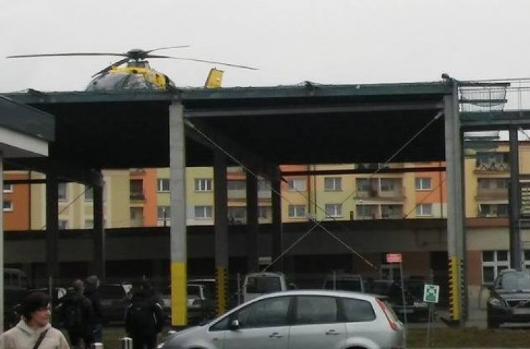 Helikopter Lotniczego Pogotowia Ratunkowego w Krotoszynie. Co się dzieje? - Zdjęcie główne
