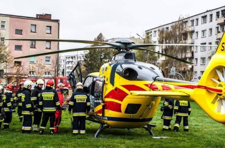 Koźmin Wlkp. Helikopter LPR na boisku szkolnym [FOTO] - Zdjęcie główne