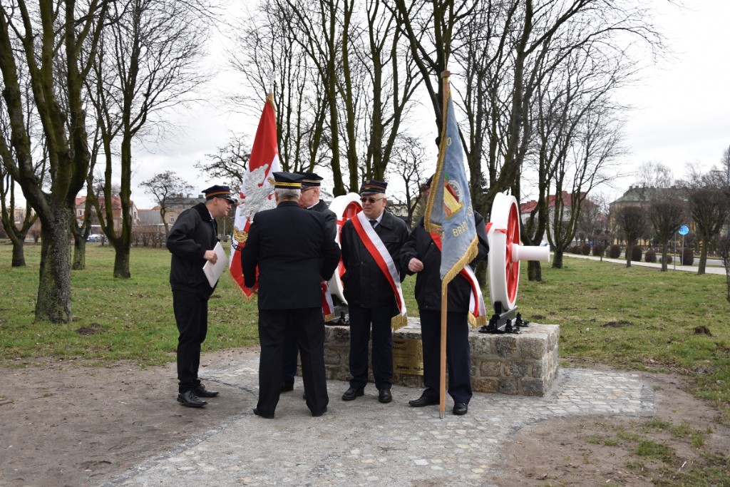 Pomnik pamięci krotoszyńskich kolejarzy - Zdjęcie główne