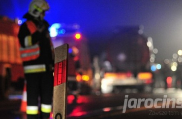 Tragiczny wypadek na krajowej 15. Kierowcy fiata nie udało się uratować - Zdjęcie główne