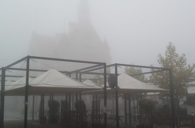 Uważajcie na mgły! - Zdjęcie główne