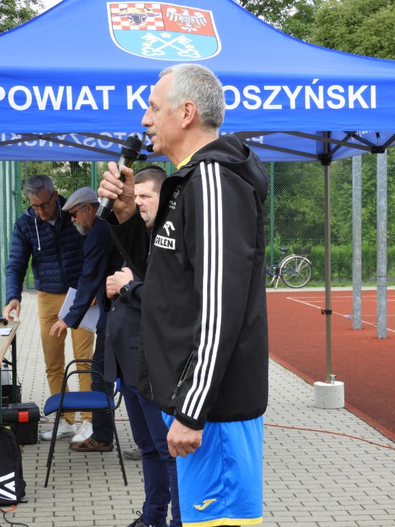 Księża i samorządowcy grali w szczytnym celu - Zdjęcie główne