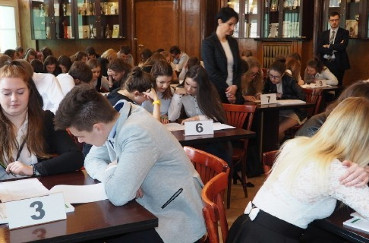 Lekcje z ZUS, olimpiada i indeks na wymarzoną uczelnię - Zdjęcie główne