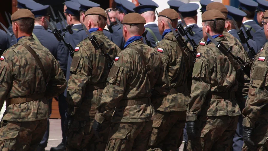 Rezerwiści są powoływani na obowiązkowe ćwiczenia wojskowe - Zdjęcie główne