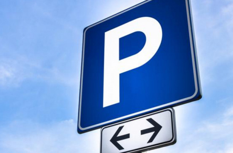 Sulmierzyce. Kłopot z parkowaniem w centrum.  - Zdjęcie główne