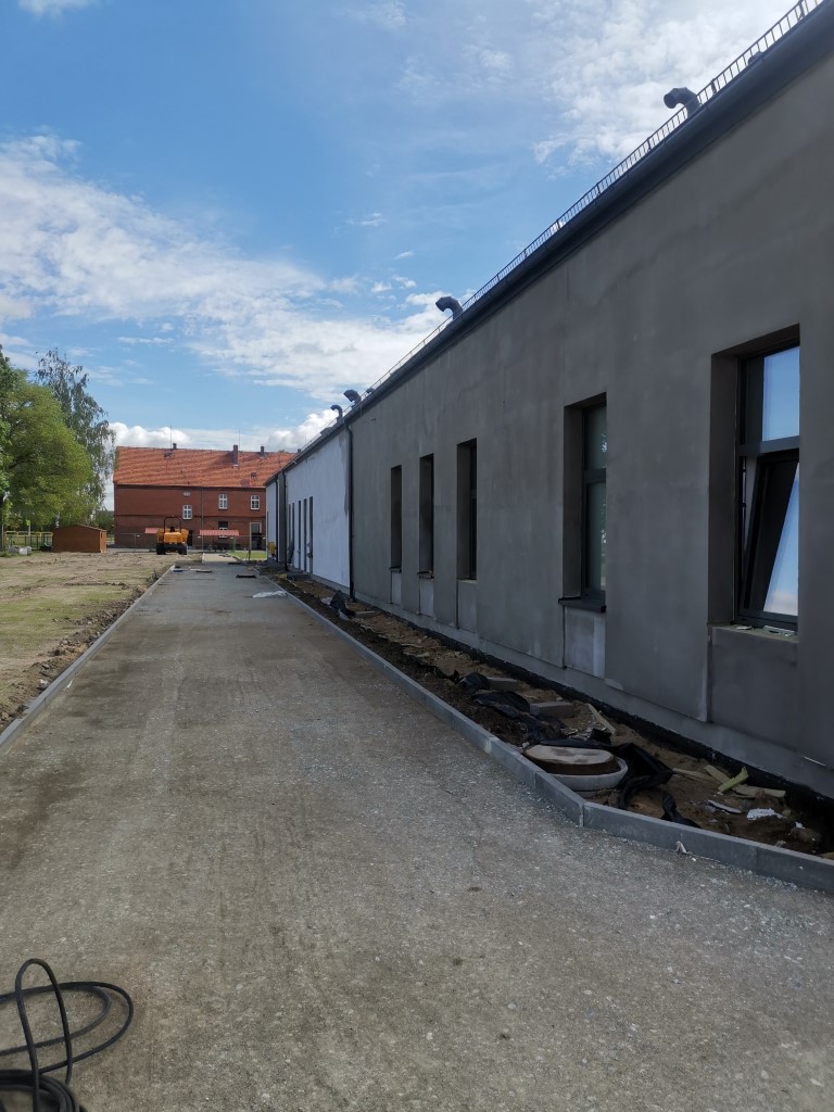 Budowa przedszkola i biblioteki w Smolicach