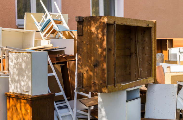 Sulmierzyce. Zbiórka odpadów wielkogabarytowych - Zdjęcie główne