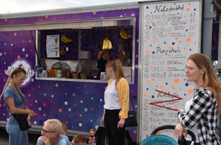 Krotoszyn. Food Trucki staną na targowisku - Zdjęcie główne