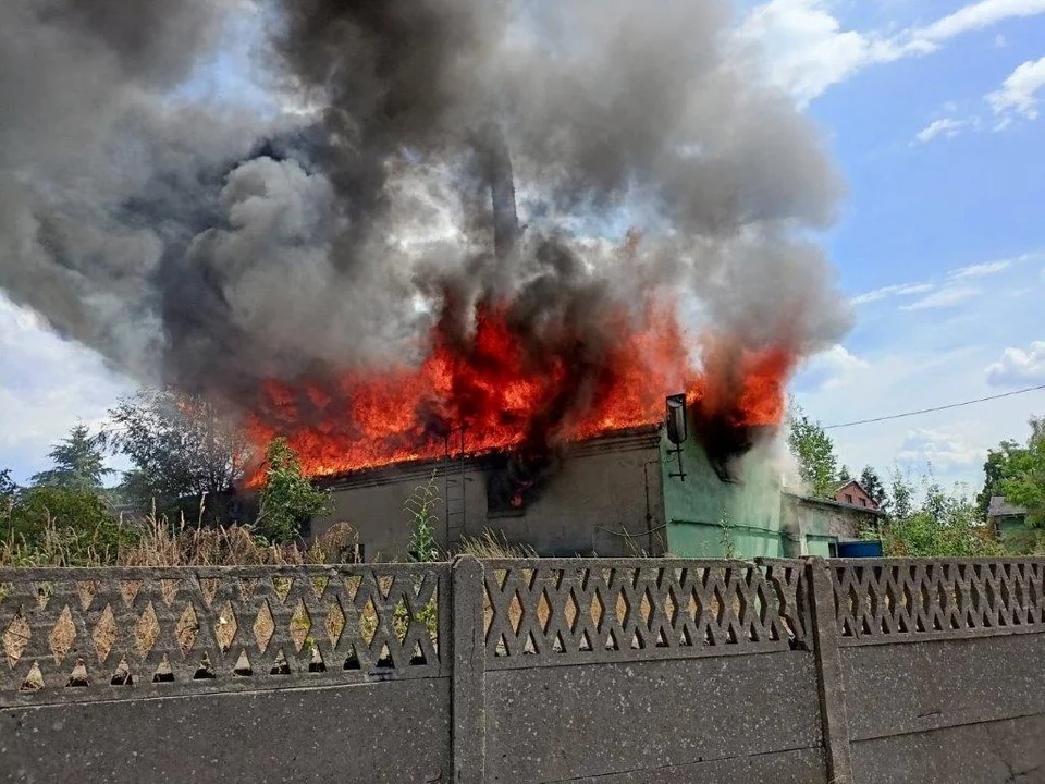 Pożar budynku w Kobylinie [ZDJĘCIA] - Zdjęcie główne