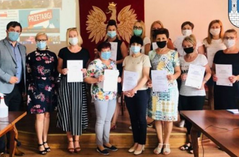 Sulmierzyce. Mieszkańcy podnoszą swoje cyfrowe kompetencje - Zdjęcie główne