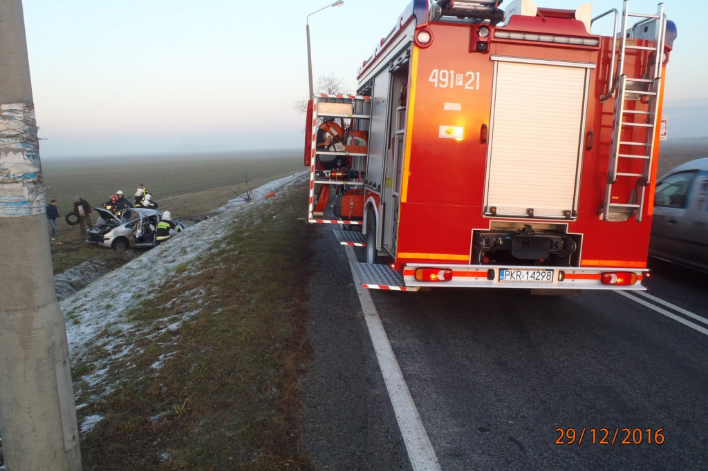 Smoszew-Biadki. Groźny wypadek. Cztery osoby ranne - Zdjęcie główne