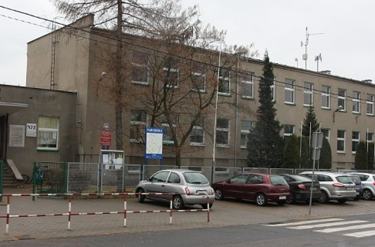 Szkoła na Parcelkach czeka na remont - Zdjęcie główne