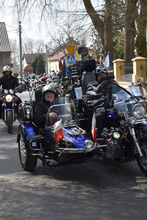 Otwarcie sezonu motocyklowego w Lutogniewie - Zdjęcie główne