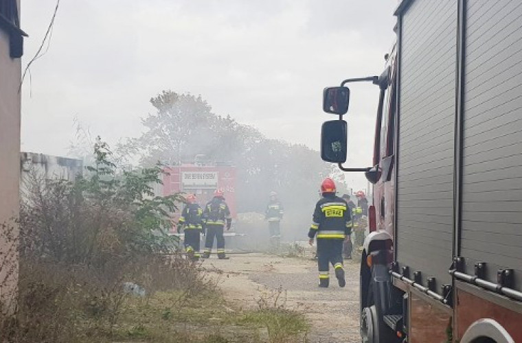 Krotoszyn. Pożar przy stacji benzynowej [ZDJĘCIA] - Zdjęcie główne