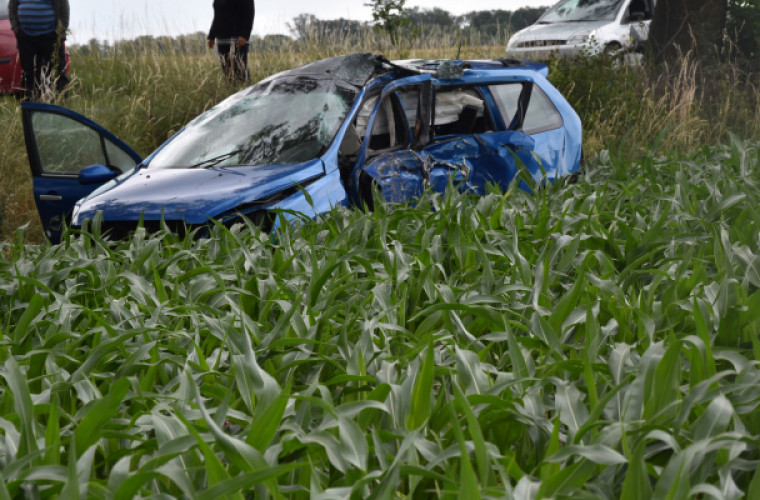 Wypadek na drodze z Koźmina do Orli. [ZDJĘCIA] - Zdjęcie główne