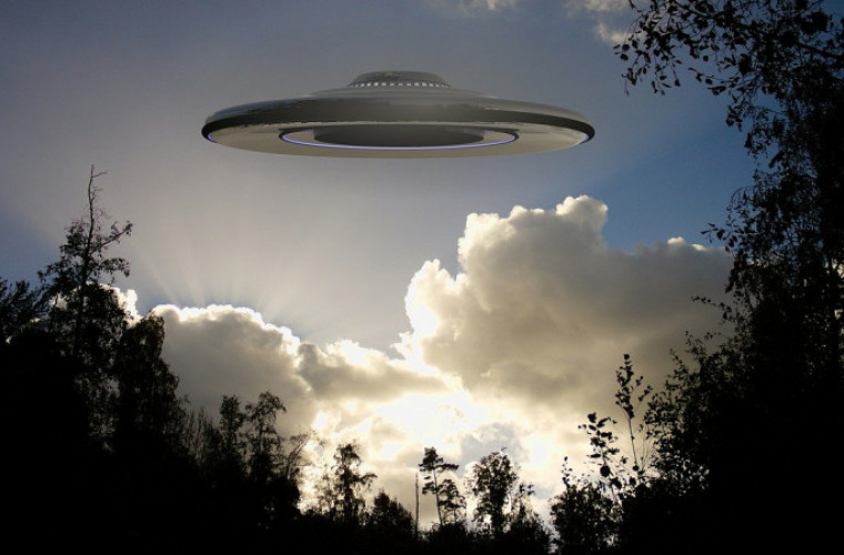 Święto Niezidentyfikowanych Obiektów Latających. Wierzycie w UFO? - Zdjęcie główne