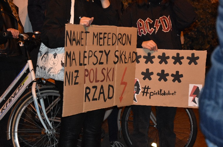 Powiat krotoszyński. Organizatorom protestów kobiet grozi 8 lat wiezienia - Zdjęcie główne