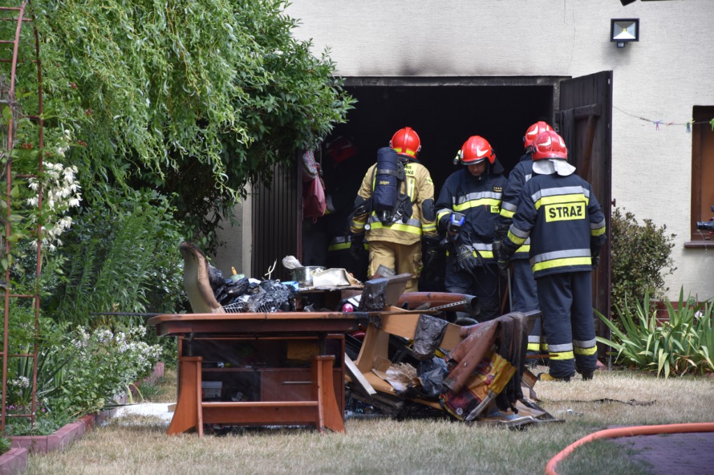 Krotoszyn. Pożar w budynku gospodarczym - Zdjęcie główne