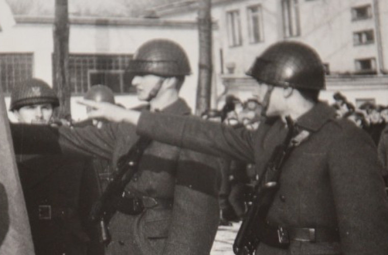Żołnierze w Krotoszynie [STARE FOTOGRAFIE] - Zdjęcie główne