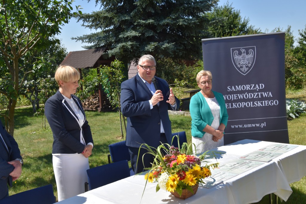 Podpisanie umów z działkowcami w Sulmierzycach - Zdjęcie główne