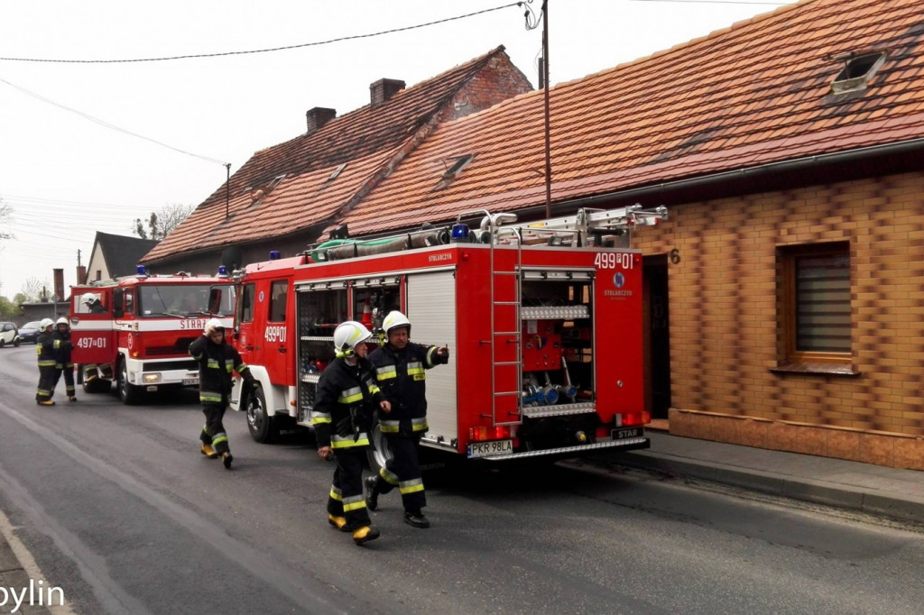 Kobylin. Pożar na Rawickiej. Mieszkańcy ewakuowani. [ZDJĘCIA] - Zdjęcie główne