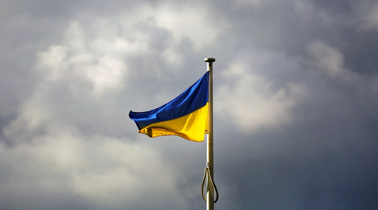 Krotoszyn. Godzina dla Ukrainy. Wyłączą oświetlenie - Zdjęcie główne