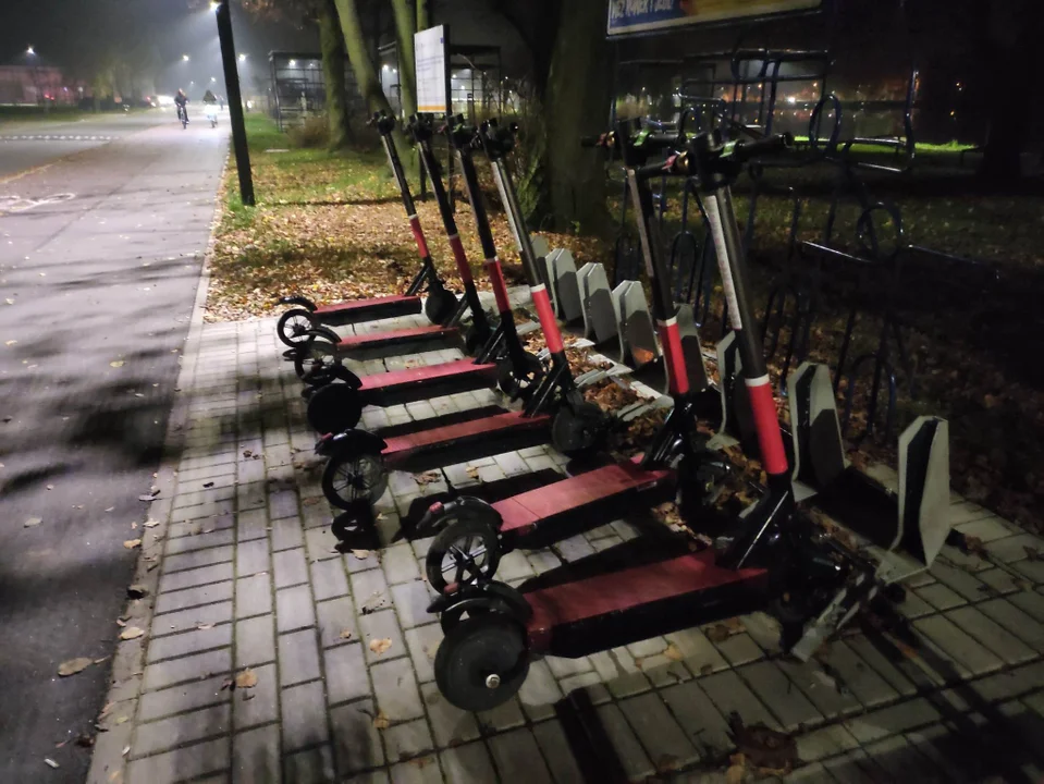 Krotoszyn. Hulajnogi elektryczne do wypożyczenia. Jak z nich korzystać? Ile to kosztuje? - Zdjęcie główne