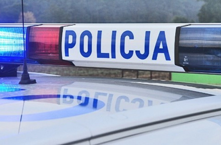 Wielowieś - Kuklinów. Stracił panowanie nad autem i dachował - Zdjęcie główne