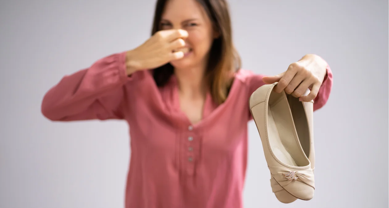Ozonowanie obuwia to metoda, która eliminuje bakterie, grzyby i nieprzyjemny zapach - Zdjęcie główne