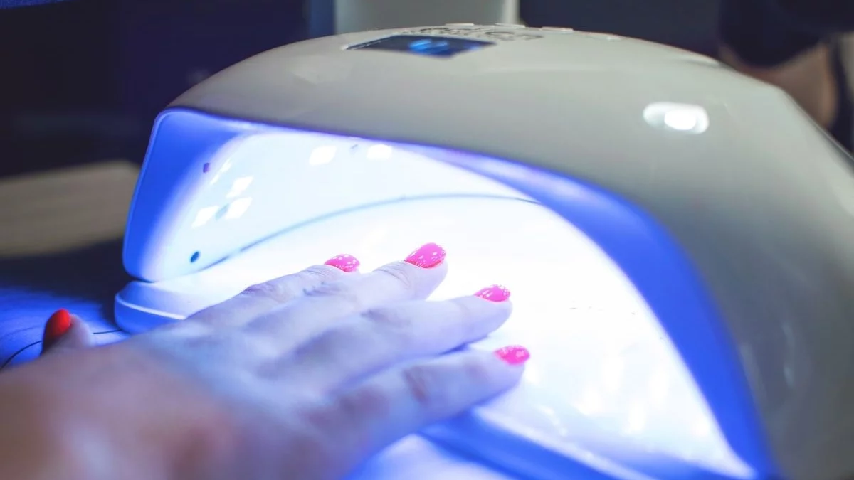 Czy zakażą manicure hybrydowego i żelowego? Od września niektóre produkty znikną z rynku - Zdjęcie główne