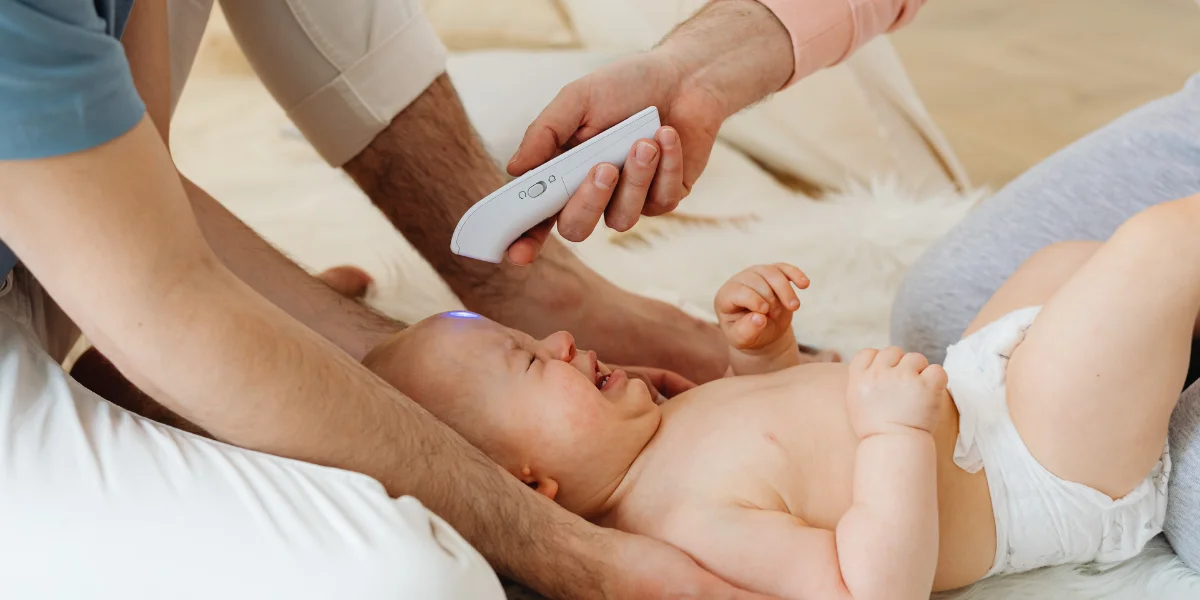 Groźny wirus może być przenoszony na niemowlę z mlekiem matki - Zdjęcie główne