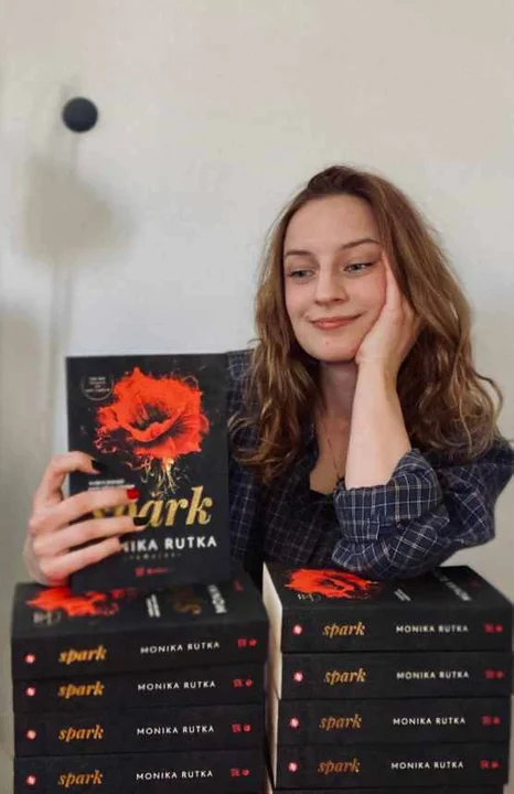 "Spark" dostępne w salonach od 13 kwietnia