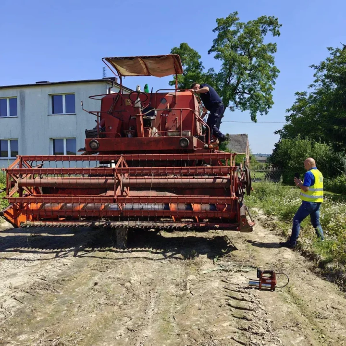Kontrolowali rolników. Sprawdzali kombajny, ciągniki i maszyny rolnicze [ZDJĘCIA]
