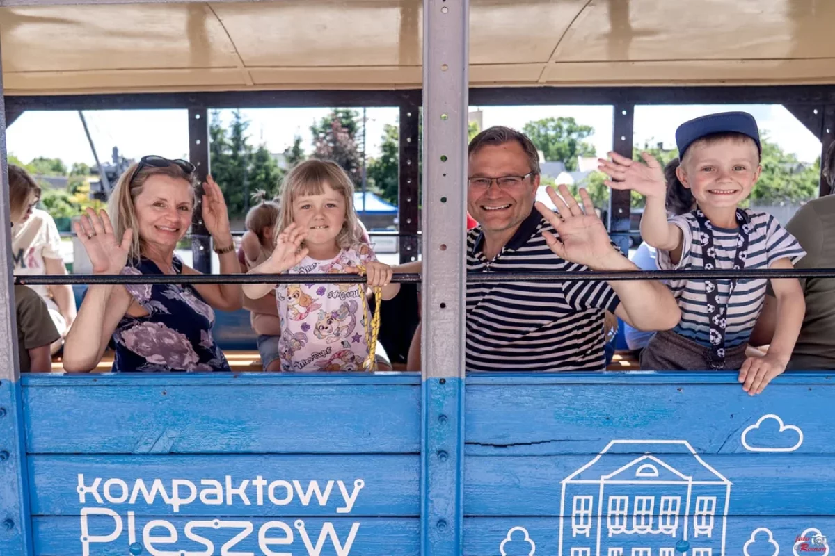 Wielki święto wąskotorówki. Za nami I Kolejowy Piknik na 3 Torach w Pleszewie! [ZDJĘCIA]