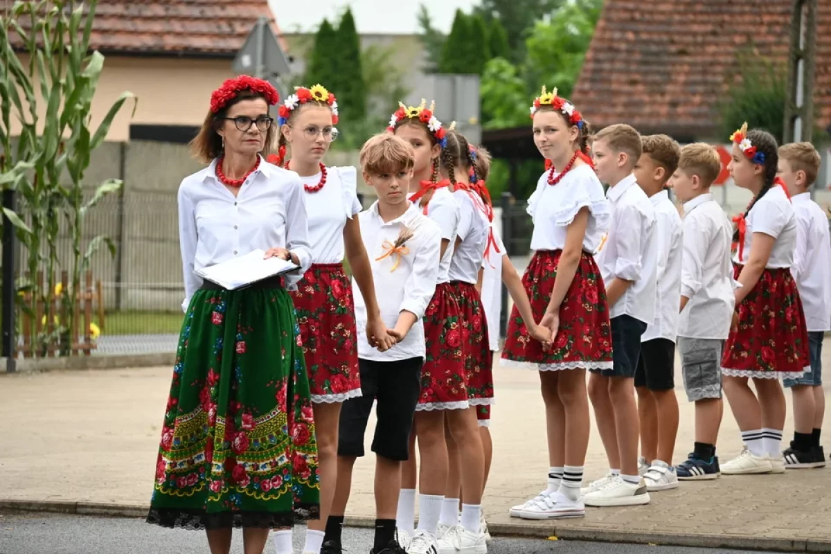 Dożynki w Smolicach. Mieszkańcy dziękowali za plony [ZDJĘCIA]
