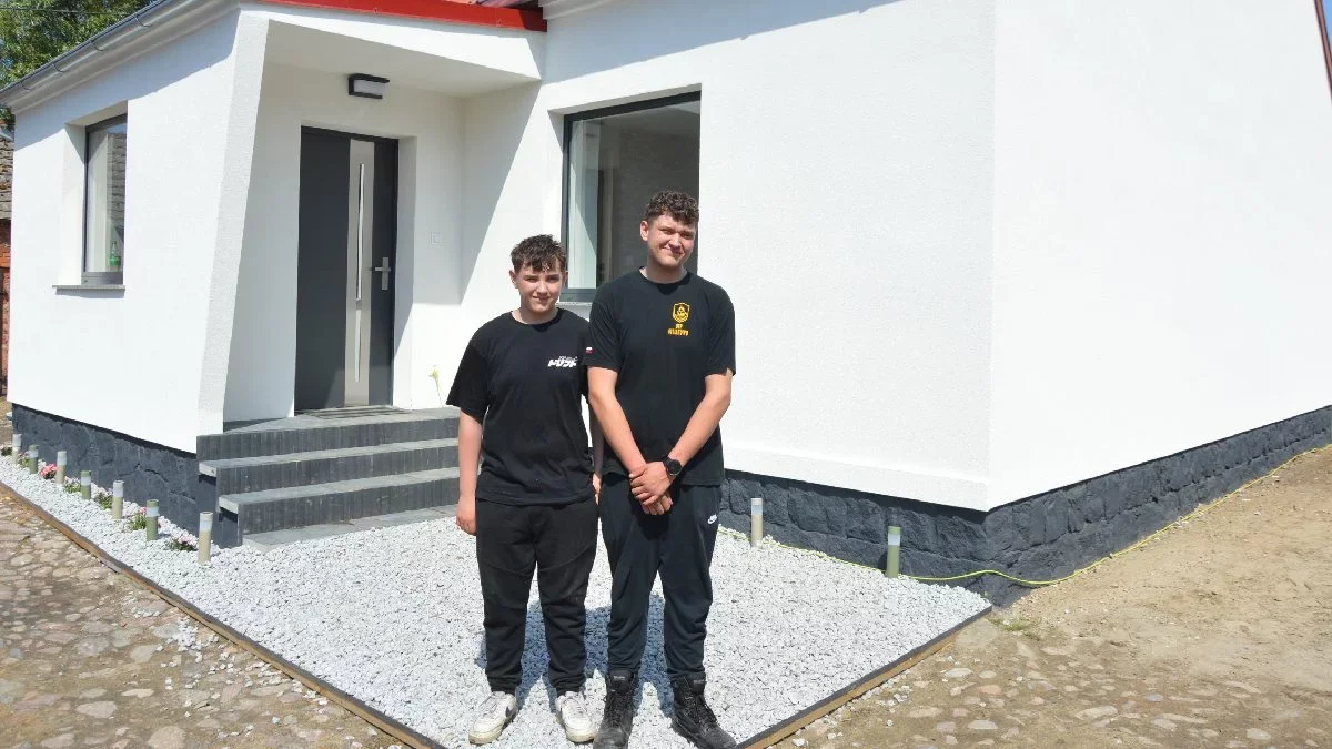 Wielki finał odbudowy domu braci Trzaskawka w Szurkowie. "Tutaj jest włożone mnóstwo pracy i serca"