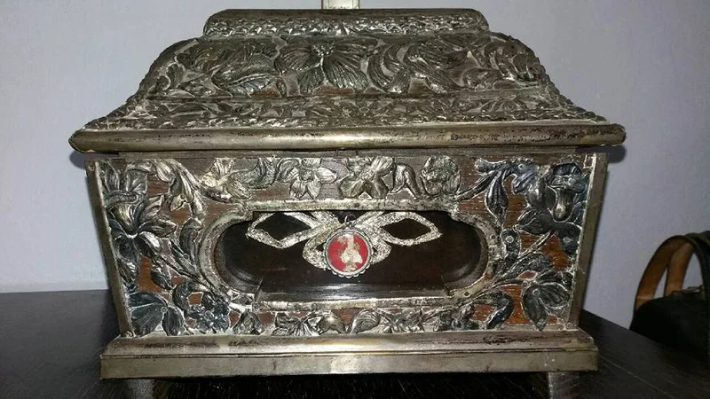 Obrazek do pytania - W którym kościele w powiecie pleszewskim znajdują się relikwie św. Walentego?