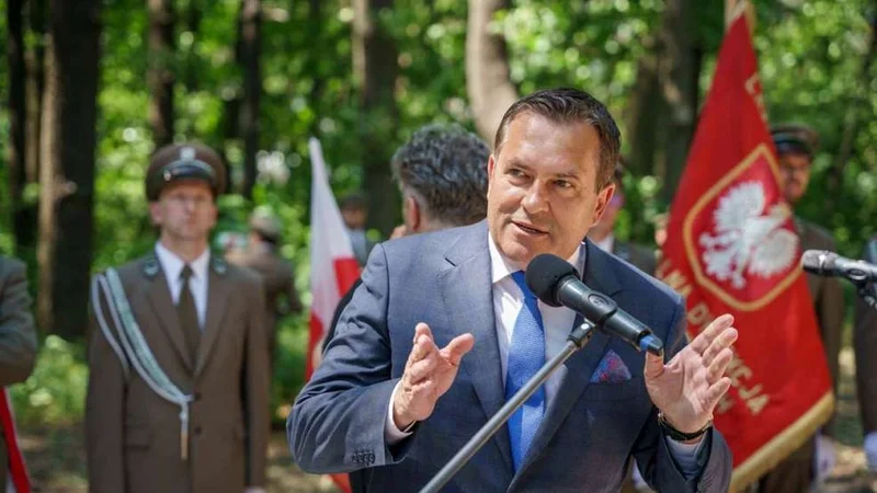 Obrazek do pytania - W którym roku po raz pierwszy został burmistrzem Jarocina Adam Pawlicki?
