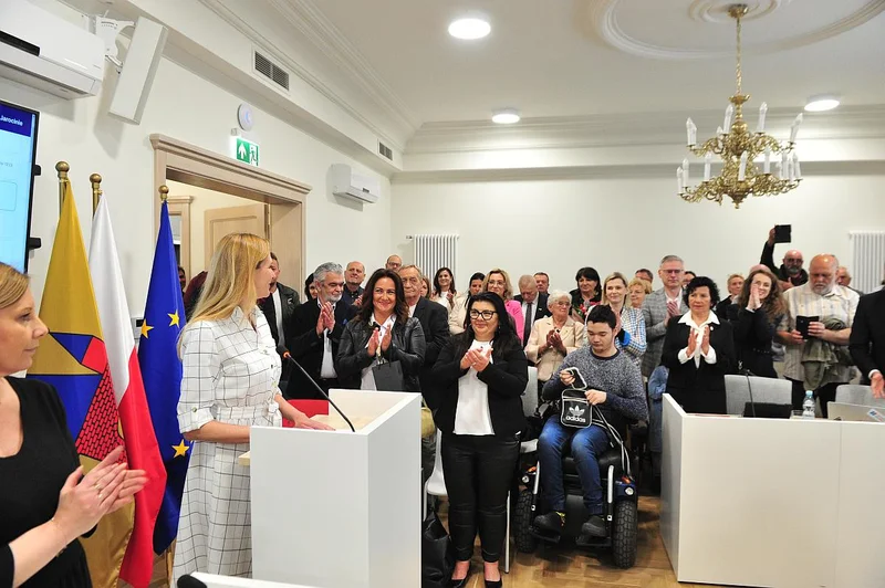 Obrazek do pytania - W jakim trybie obraduje Rada Miejska w Jarocinie?