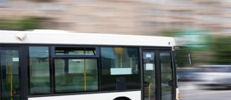 Niepewny kurs autobusu - Zdjęcie główne