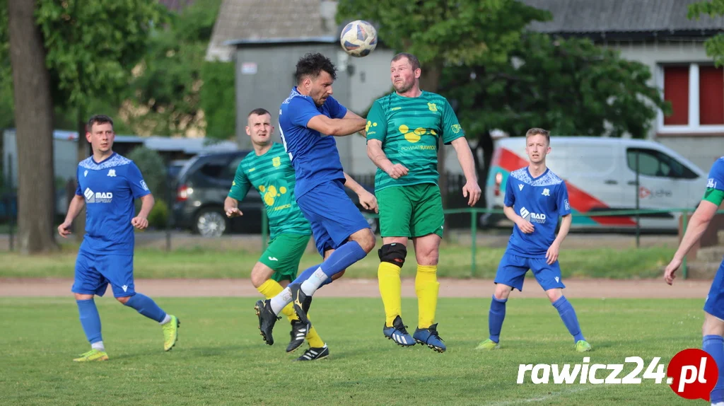 Derby powiatu rawickiego w Bojanowie. Sarnowianka wywalczyła trzy punkty [ZDJĘCIA] - Zdjęcie główne