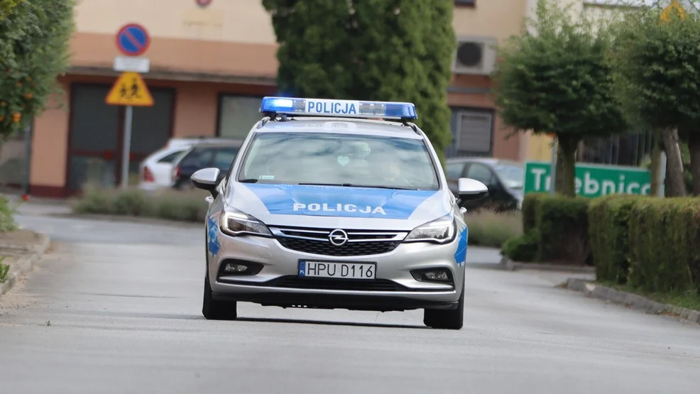 Jutrosin. Nietrzeźwy spowodował kolizję na rynku. Odpowie przed sądem - Zdjęcie główne