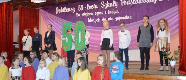 50-lecie szkoły w Dubinie [FOTO] - Zdjęcie główne