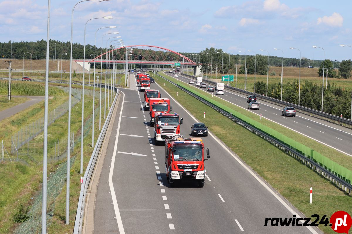 Przejazd wielkopolskich strażaków S5 w powiecie rawickim 